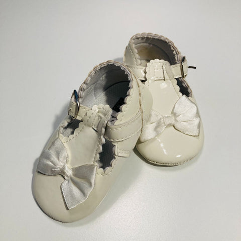 White Shoes for 12 - 18 Months