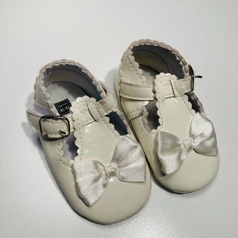 White Shoes for 12 - 18 Months