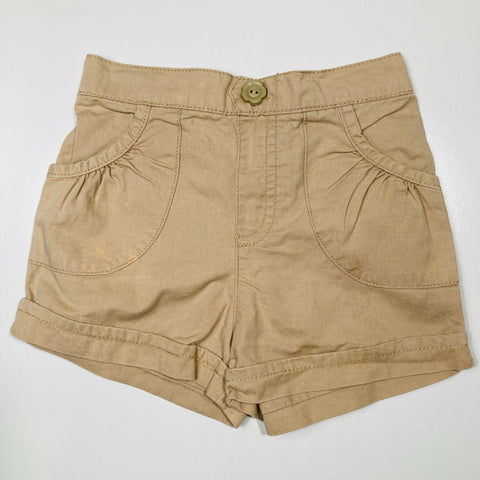Khaki Shorts with Pockets. 
